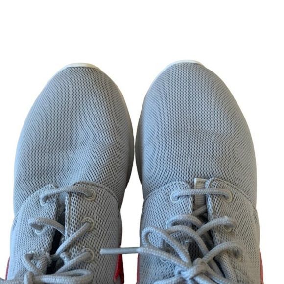 Gray Nike Roshe Shoes Size 7Y - Picture 4 of 9